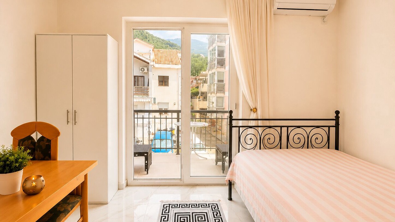 Photo of Bedroom in Podmaine