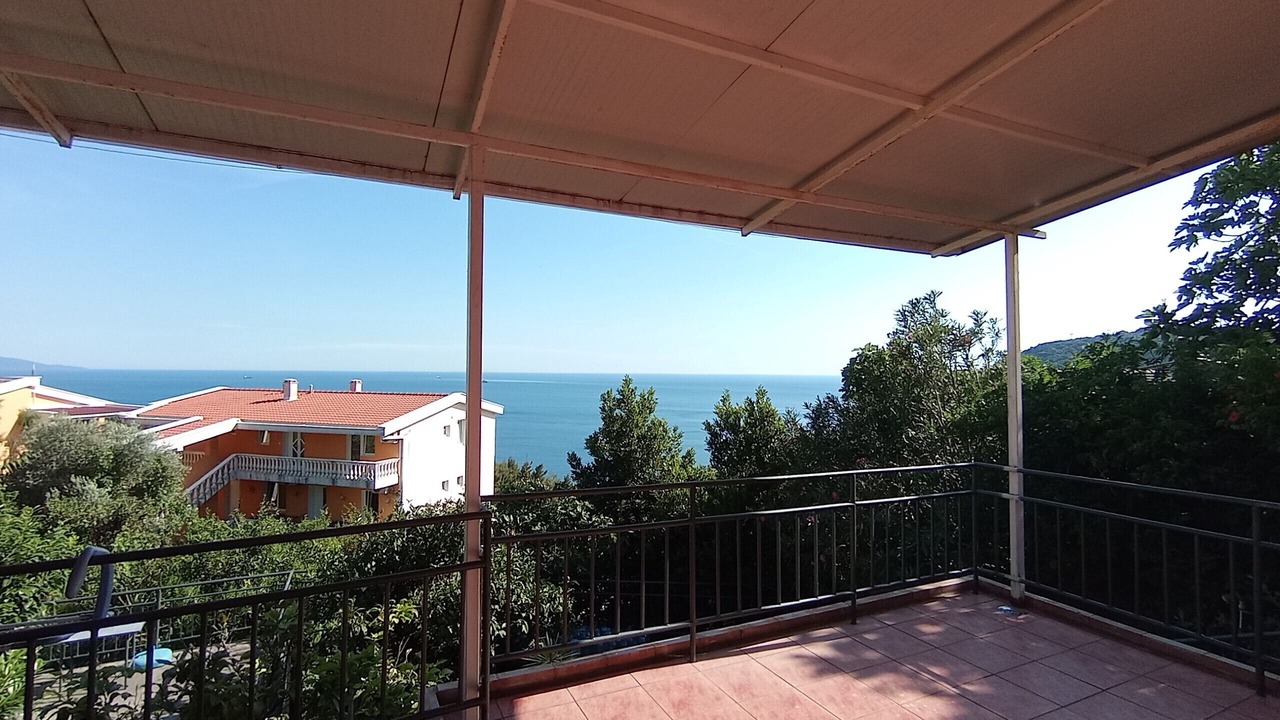 Photo of Outdoor in Sutomore