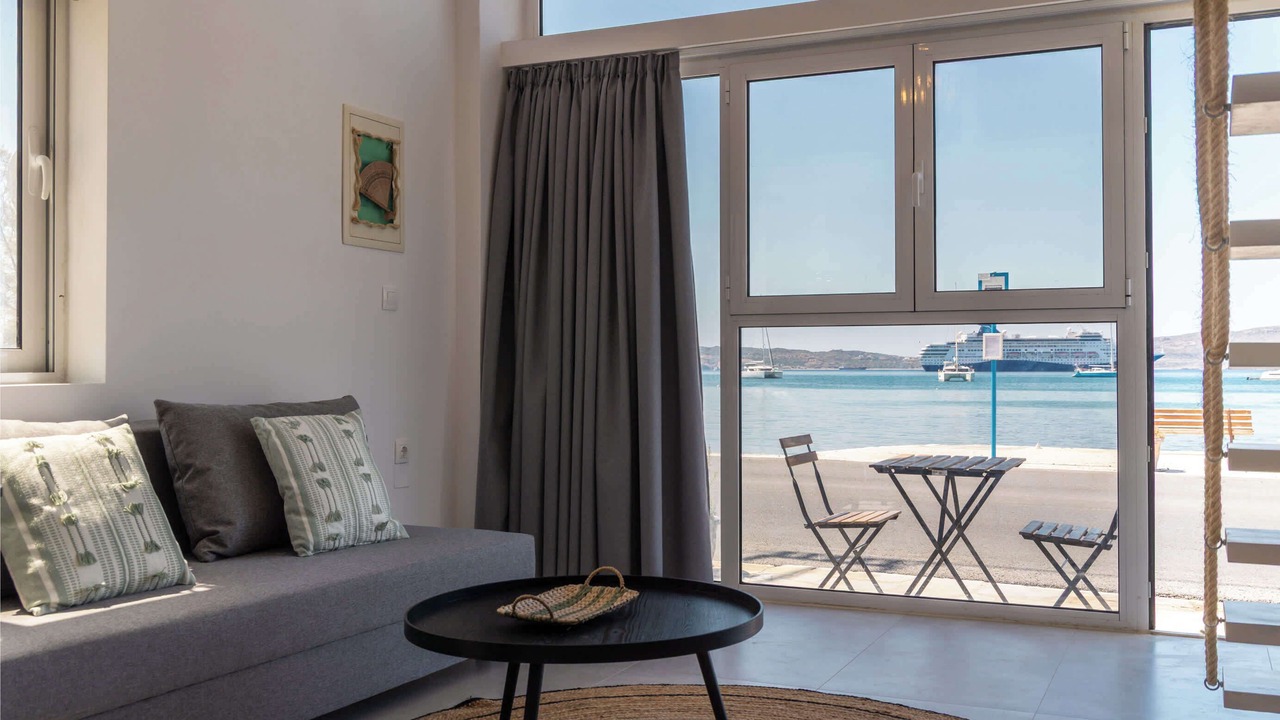 Photo of Livingroom in Adamas