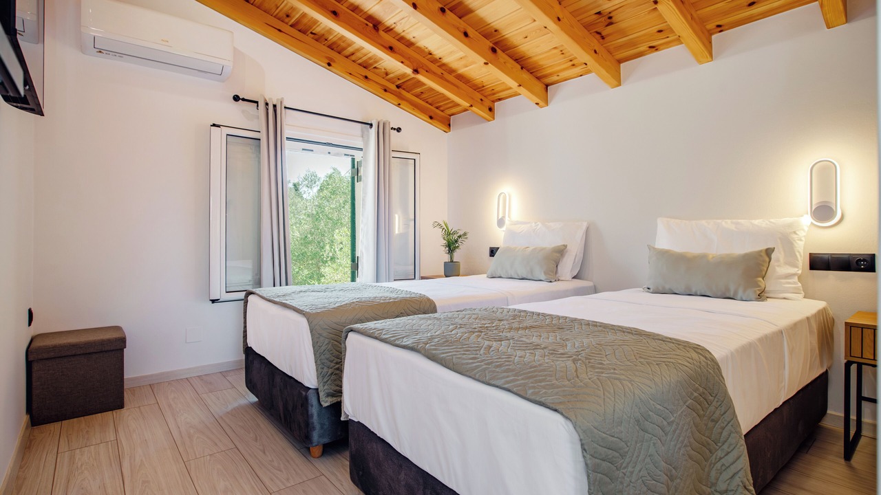 Photo of Bedroom in Melikia