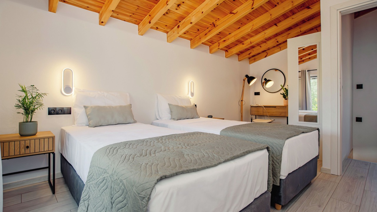 Photo of Bedroom in Melikia
