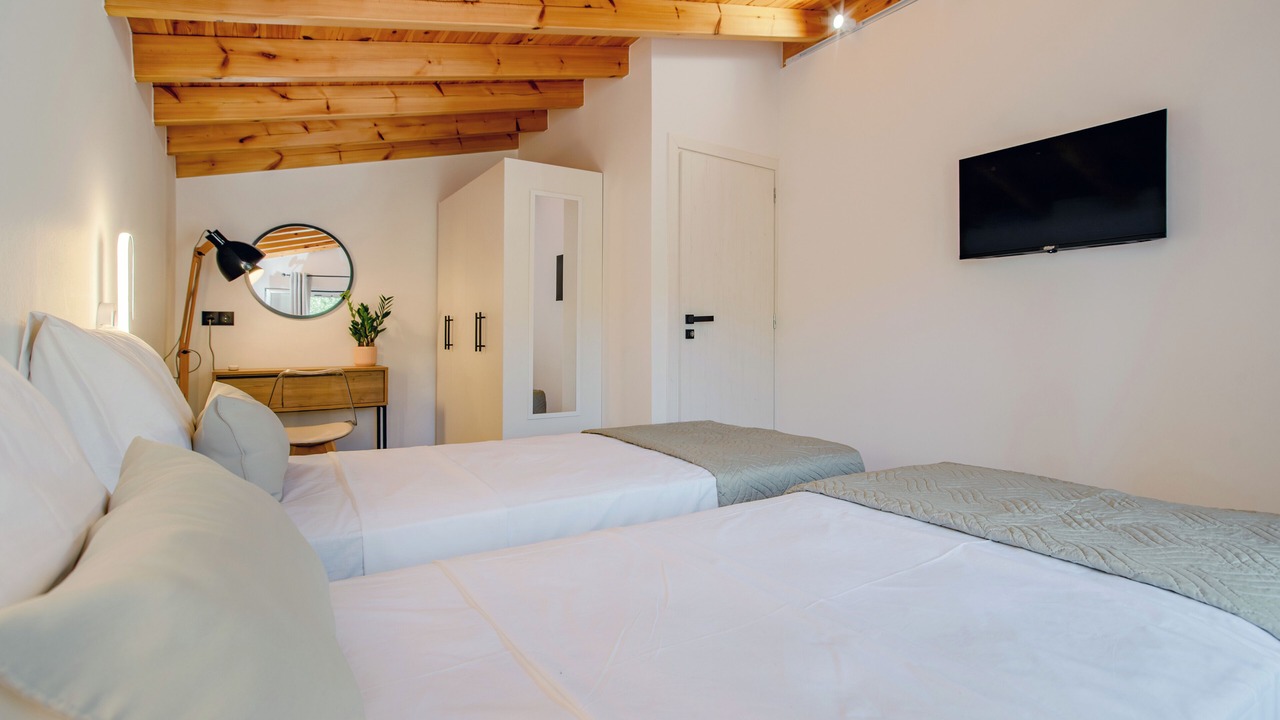 Photo of Bedroom in Melikia