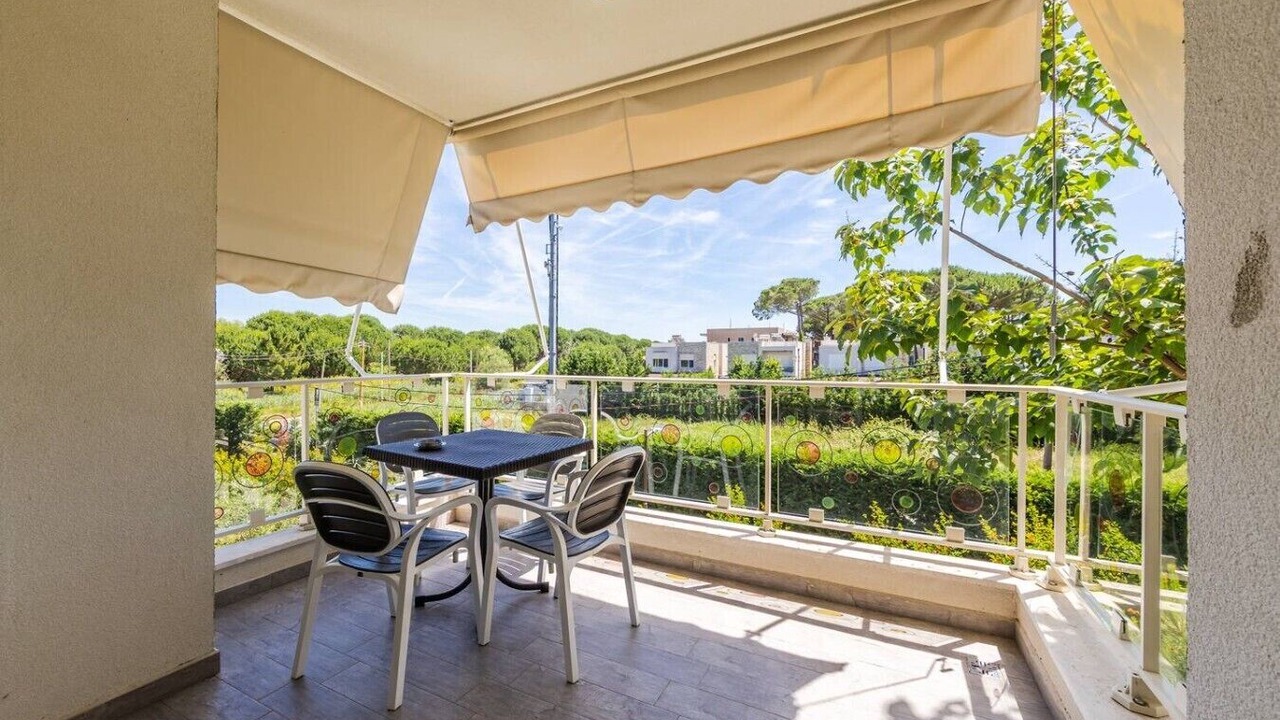 Photo of Patio Balcony in Ishem