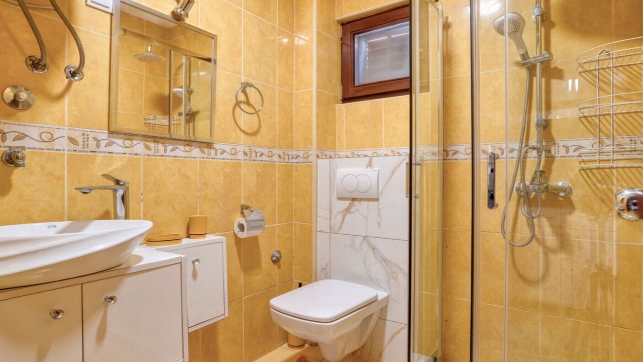 Photo of Bathroom in Sutomore