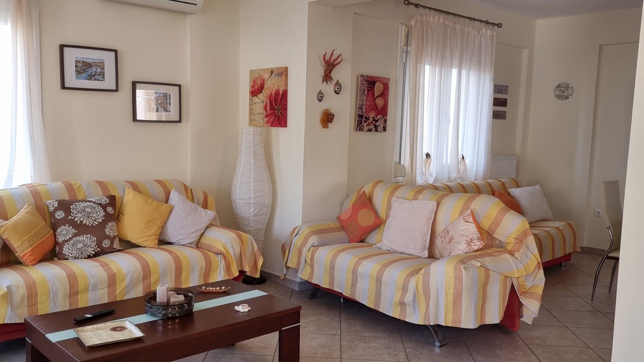 Photo of Livingroom in Kalivia Poliyirou