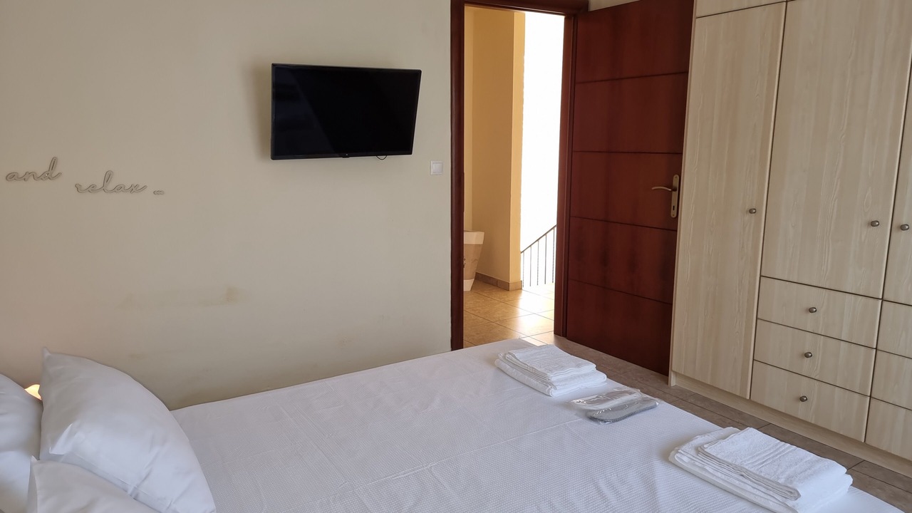 Photo of Bedroom in Kalivia Poliyirou