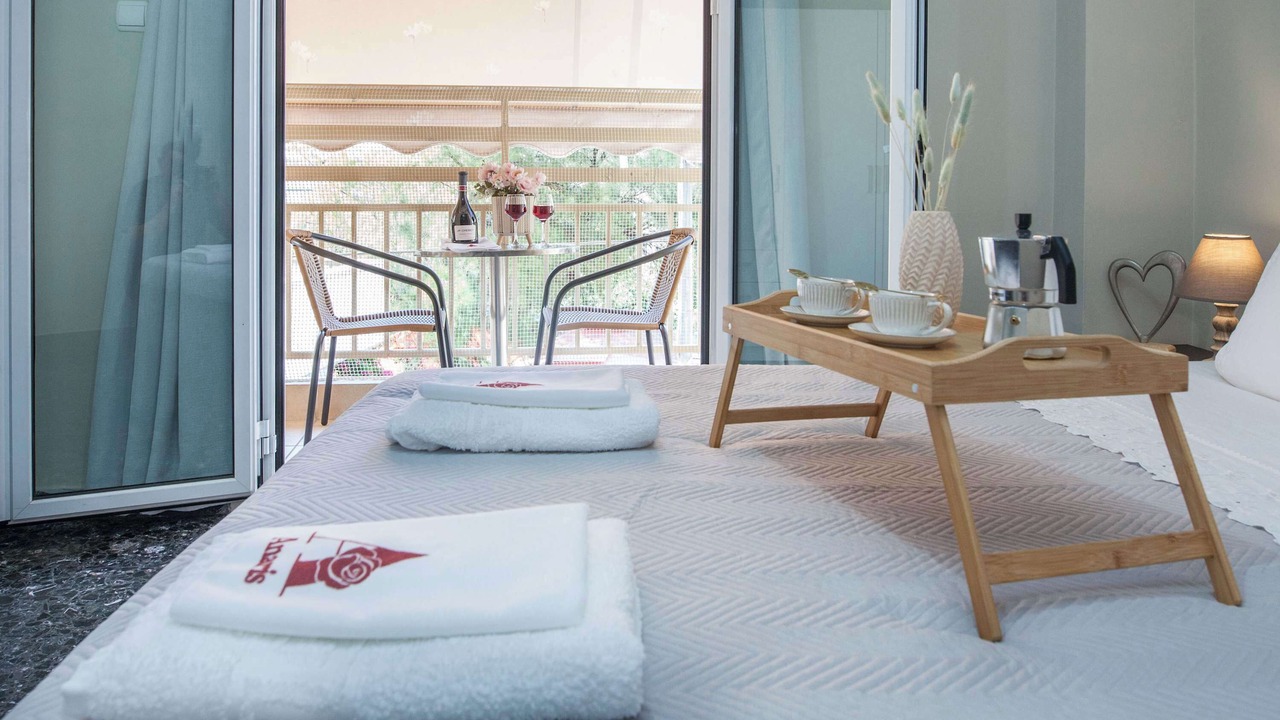 Photo of Bedroom in Keratsini-Drapetsona