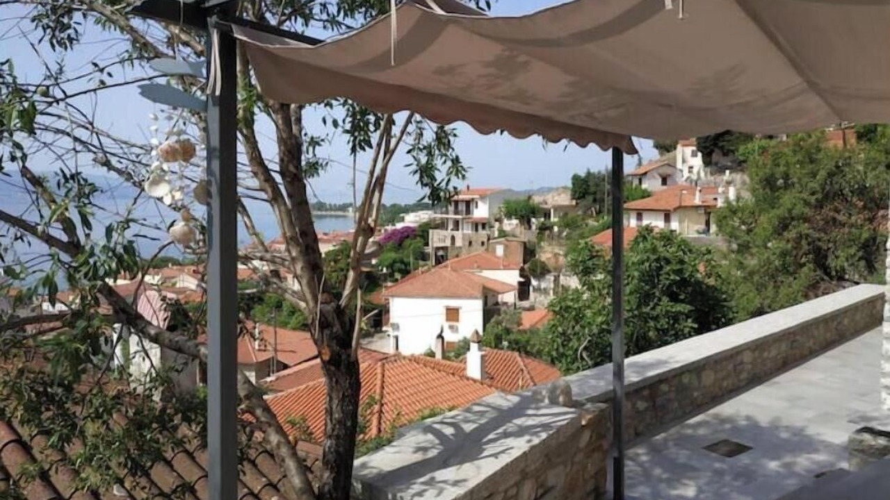 Photo of Outdoor in Gefira Mpania