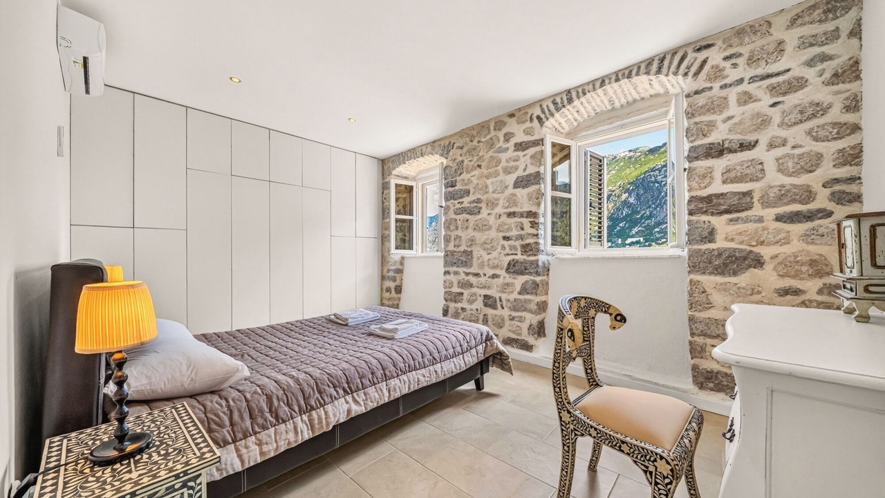 Photo of Bedroom in Kotor