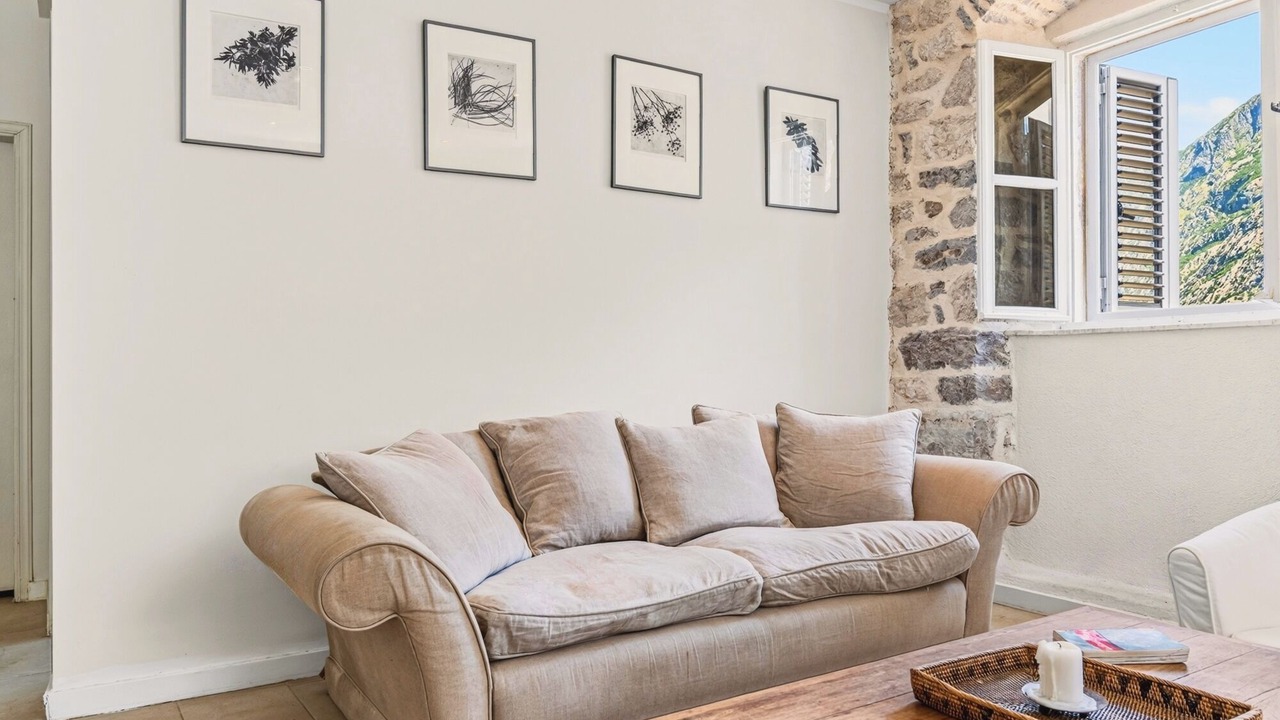 Photo of Livingroom in Kotor