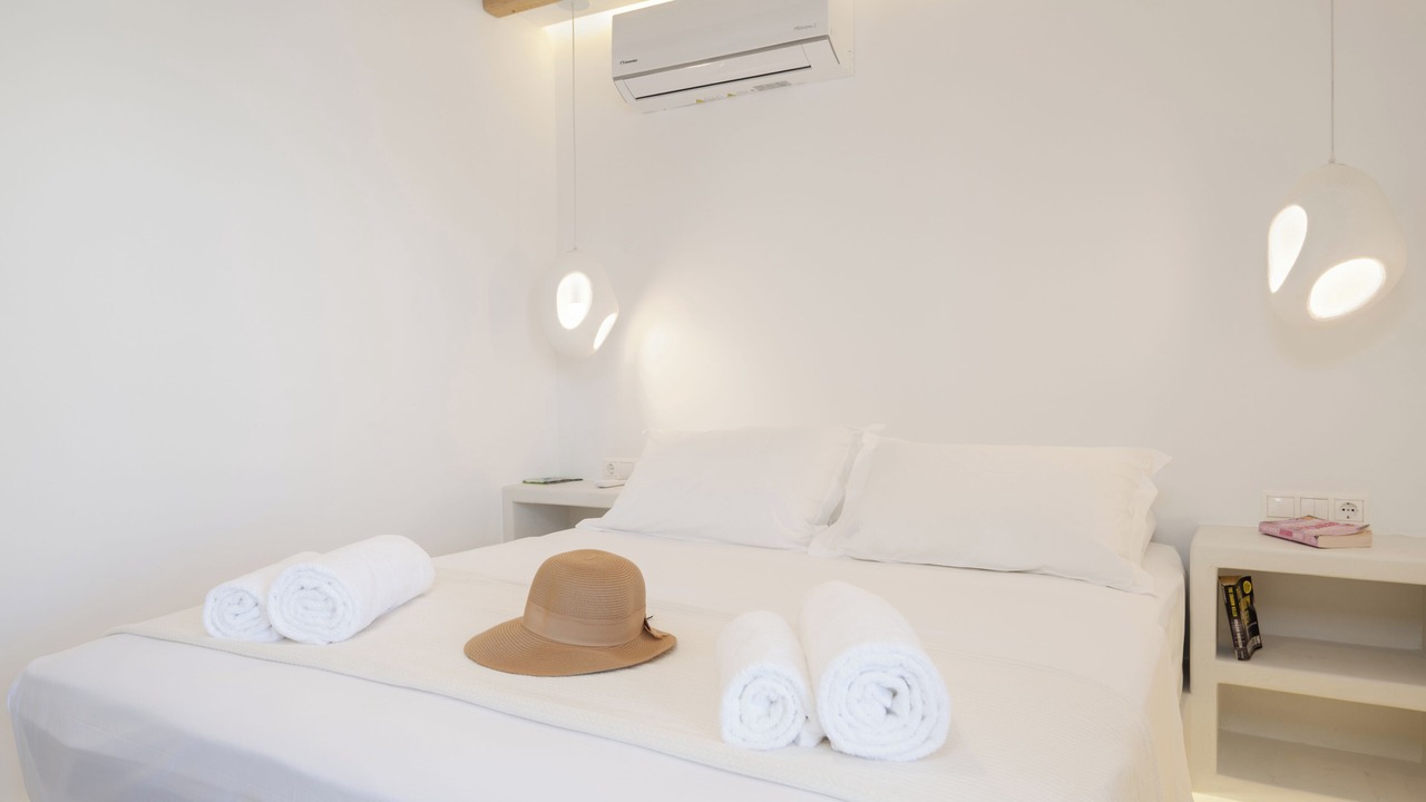 Photo of Bedroom in Herronisos