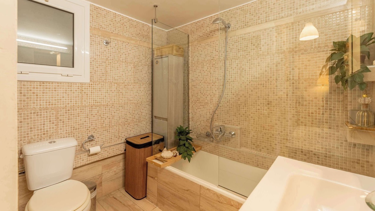Photo of Bathroom in Pasalimani