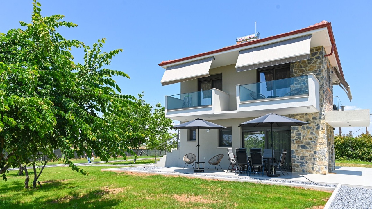 Photo of Outdoor in Paralia Dionysiou