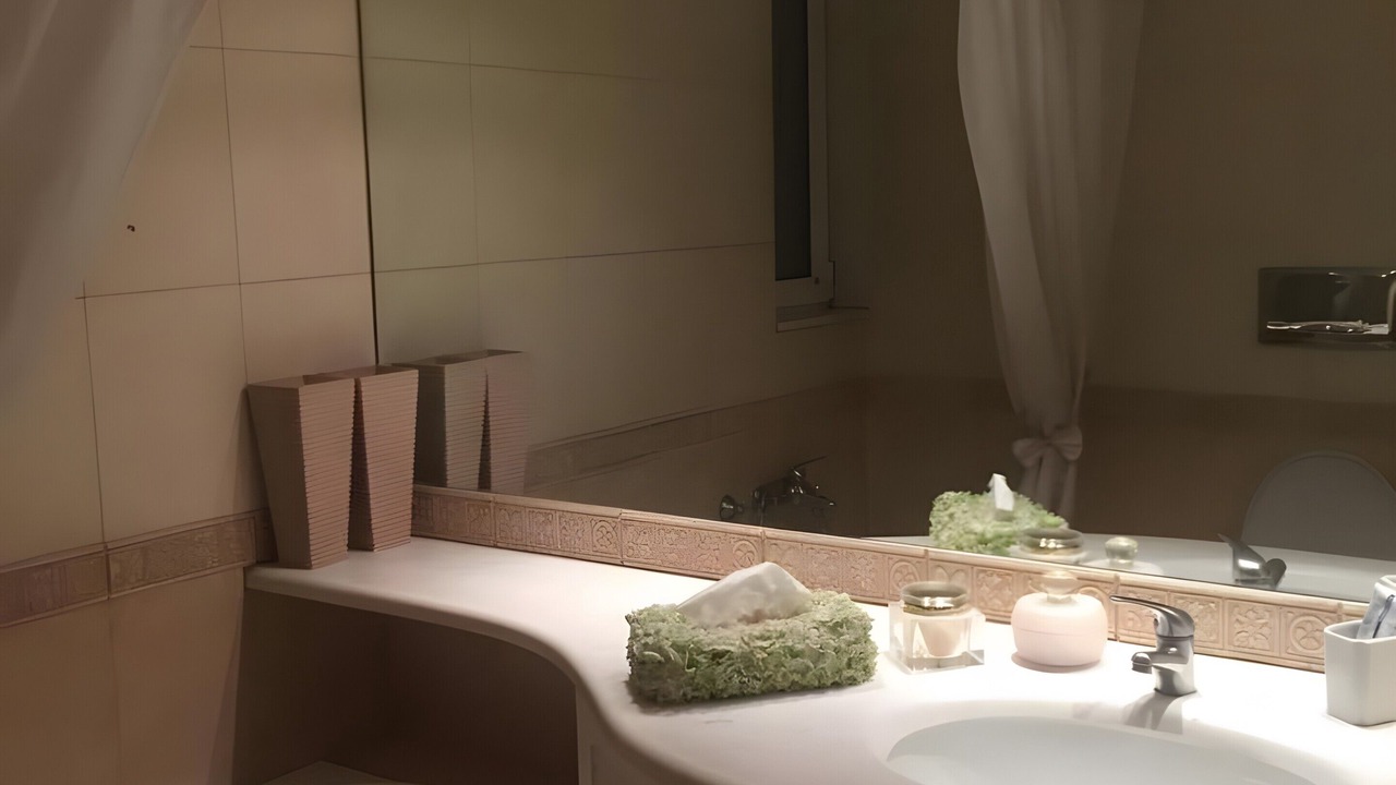 Photo of Bathroom in Exarhia