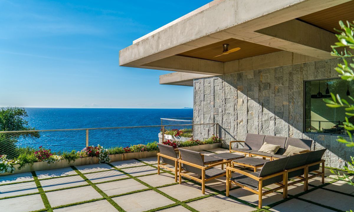 Photo of Patio Balcony in Pentati