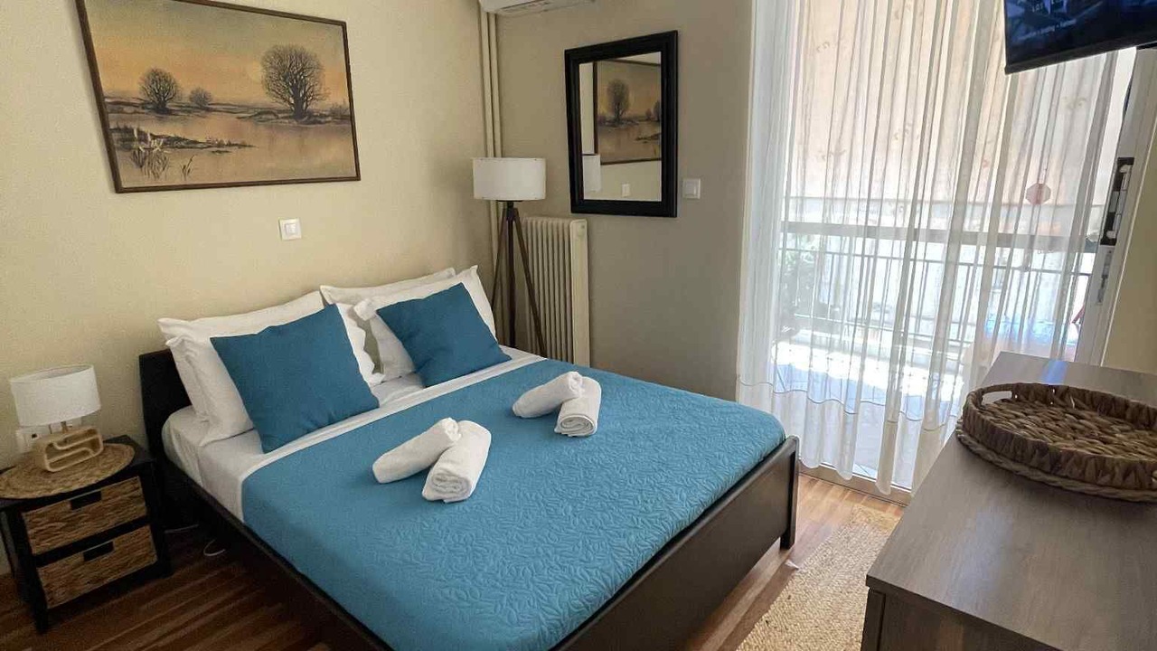 Photo of Bedroom in Elliniko-Argyroupoli