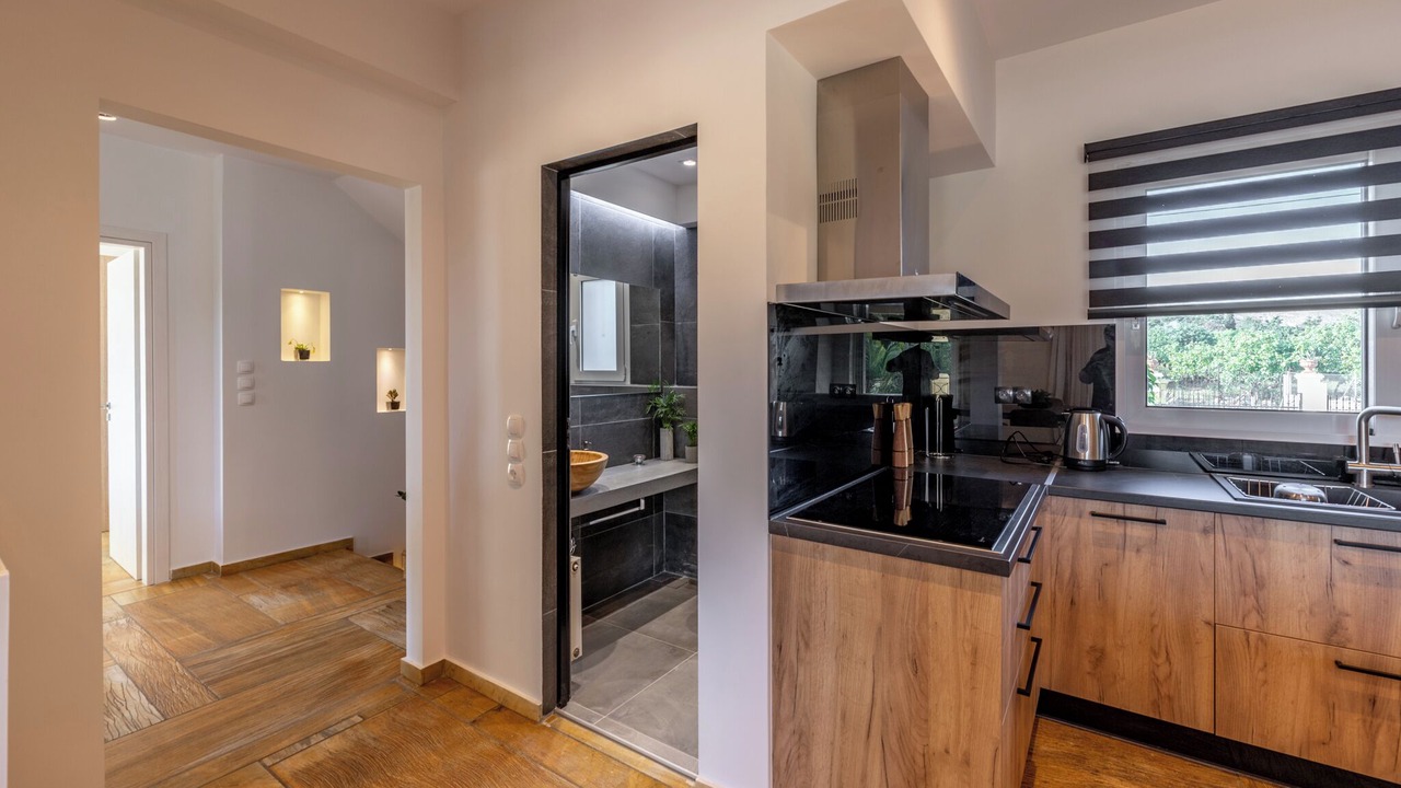 Photo of Kitchen in Saronikos