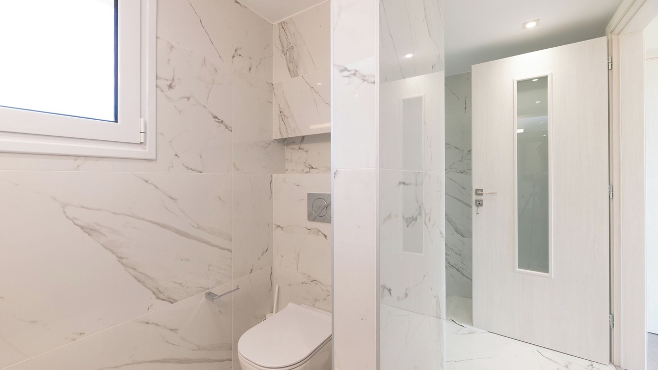 Photo of Bathroom in Saronikos