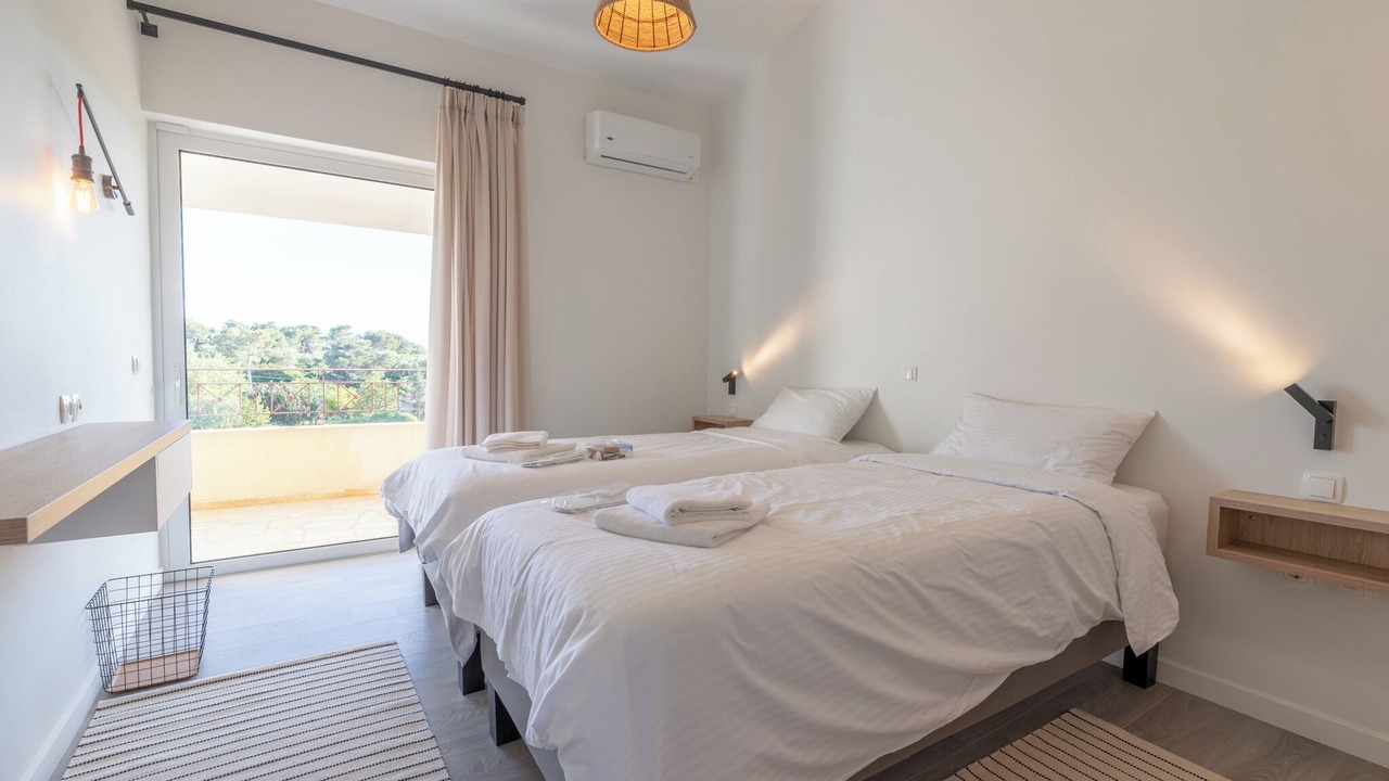 Photo of Bedroom in Saronikos