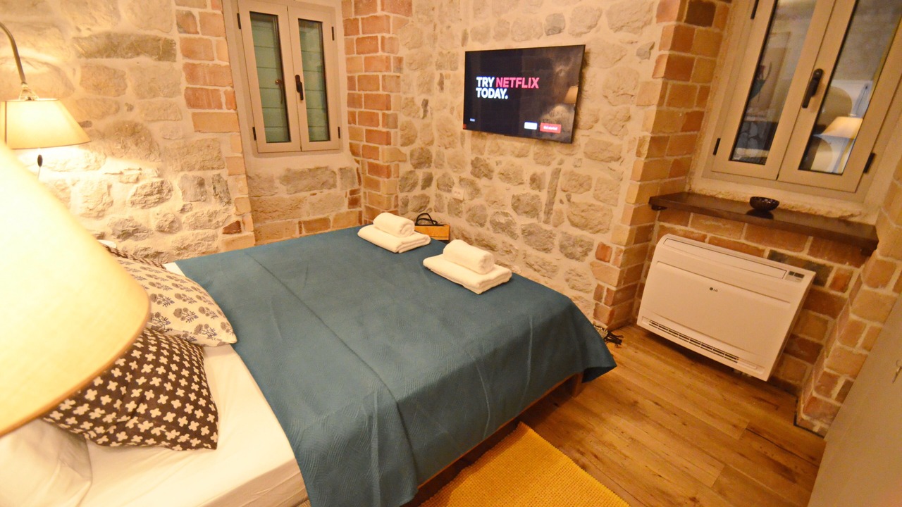 Photo of Bedroom in Kotor