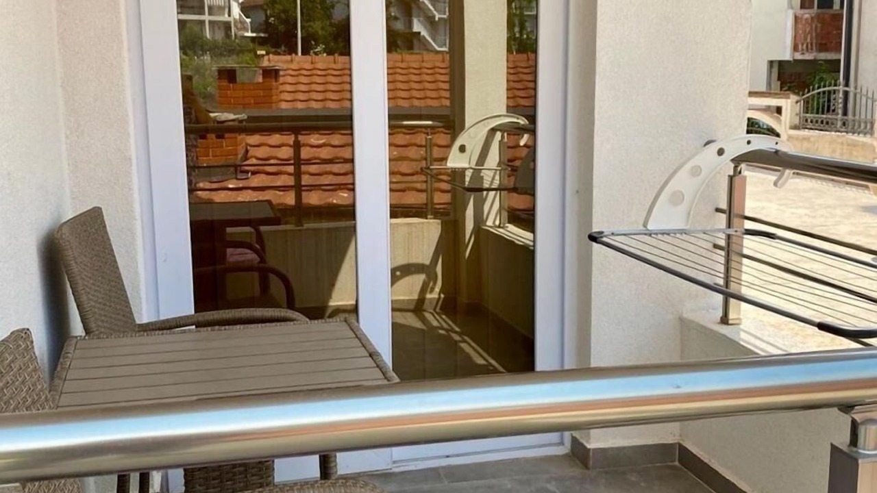 Photo of Patio Balcony in Bar