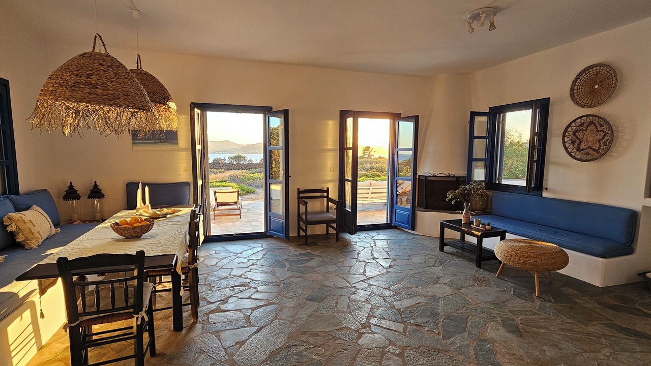 Photo of Livingroom in Paros