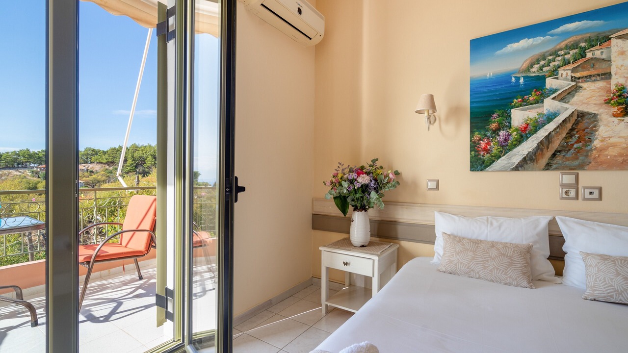 Photo of Bedroom in Kalamitsi