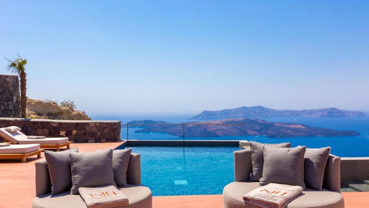 Photo of Others in Santorini