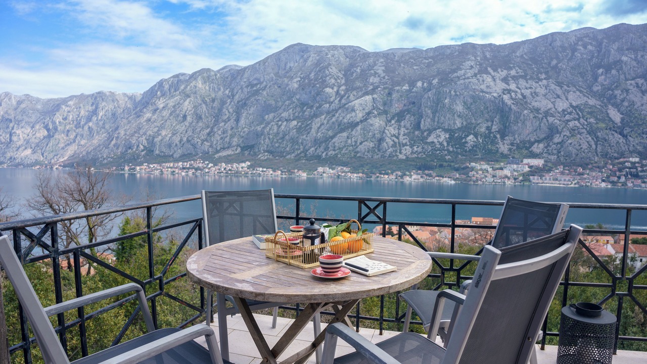 Photo of Outdoor in Prcanj
