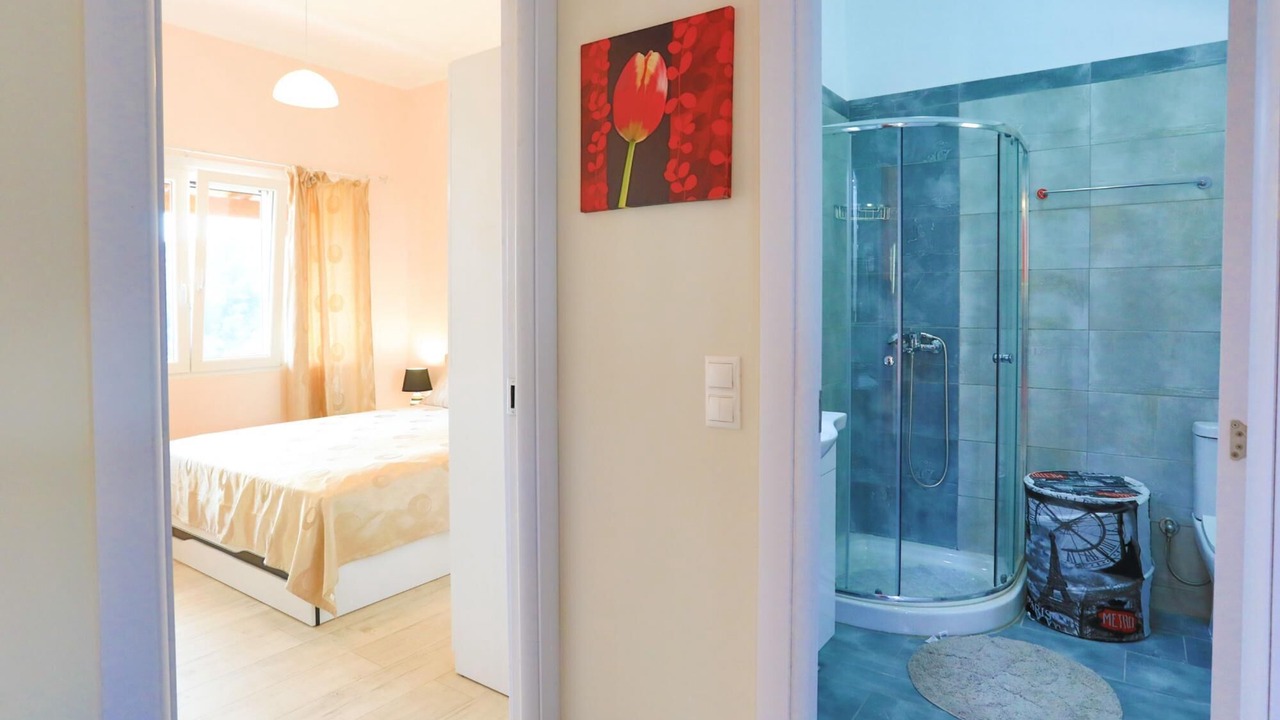 Photo of Bathroom in Gimari