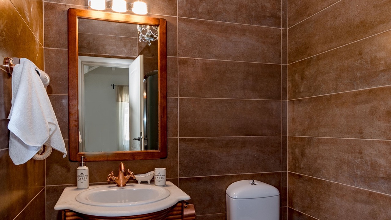 Photo of Bathroom in Lagopodo