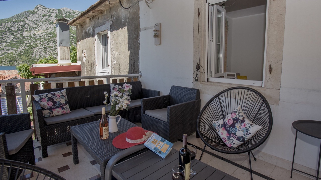 Photo of Patio Balcony in Risan
