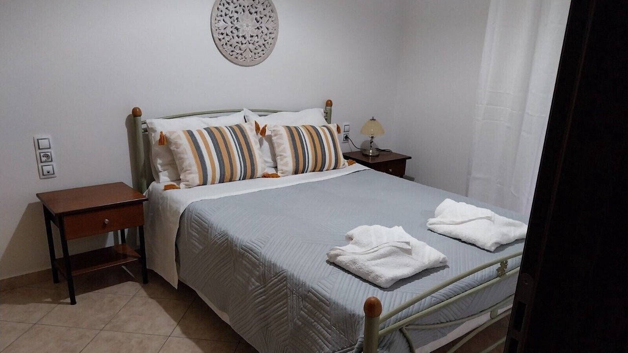 Photo of Bedroom in Menidion