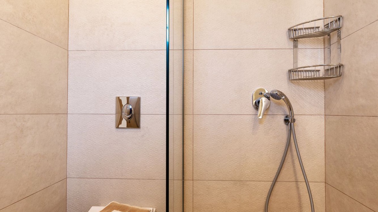 Photo of Bathroom in Psarou