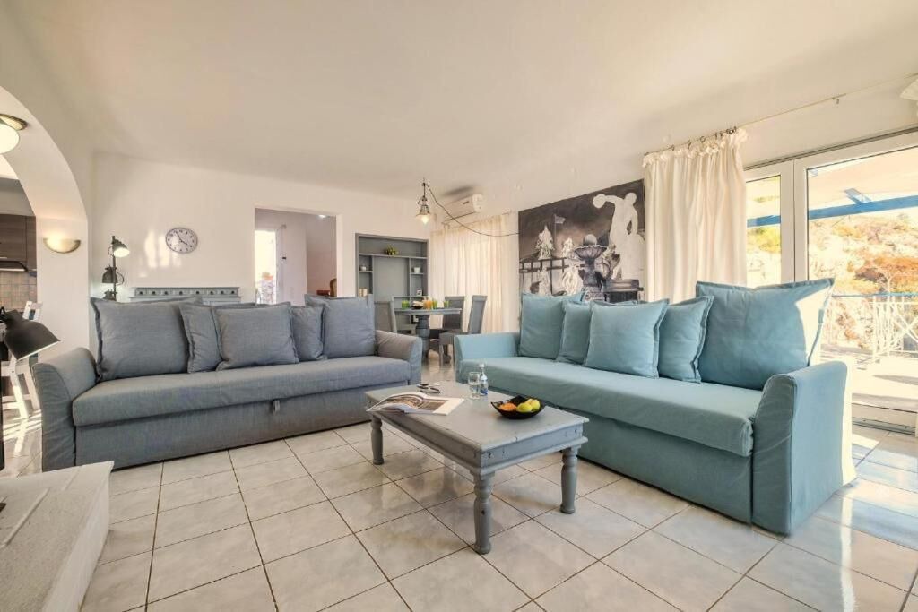 Photo of Livingroom in Bralos