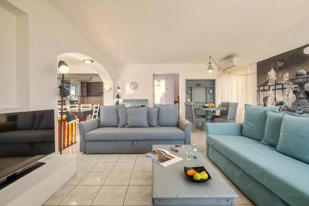 Photo of Livingroom in Bralos