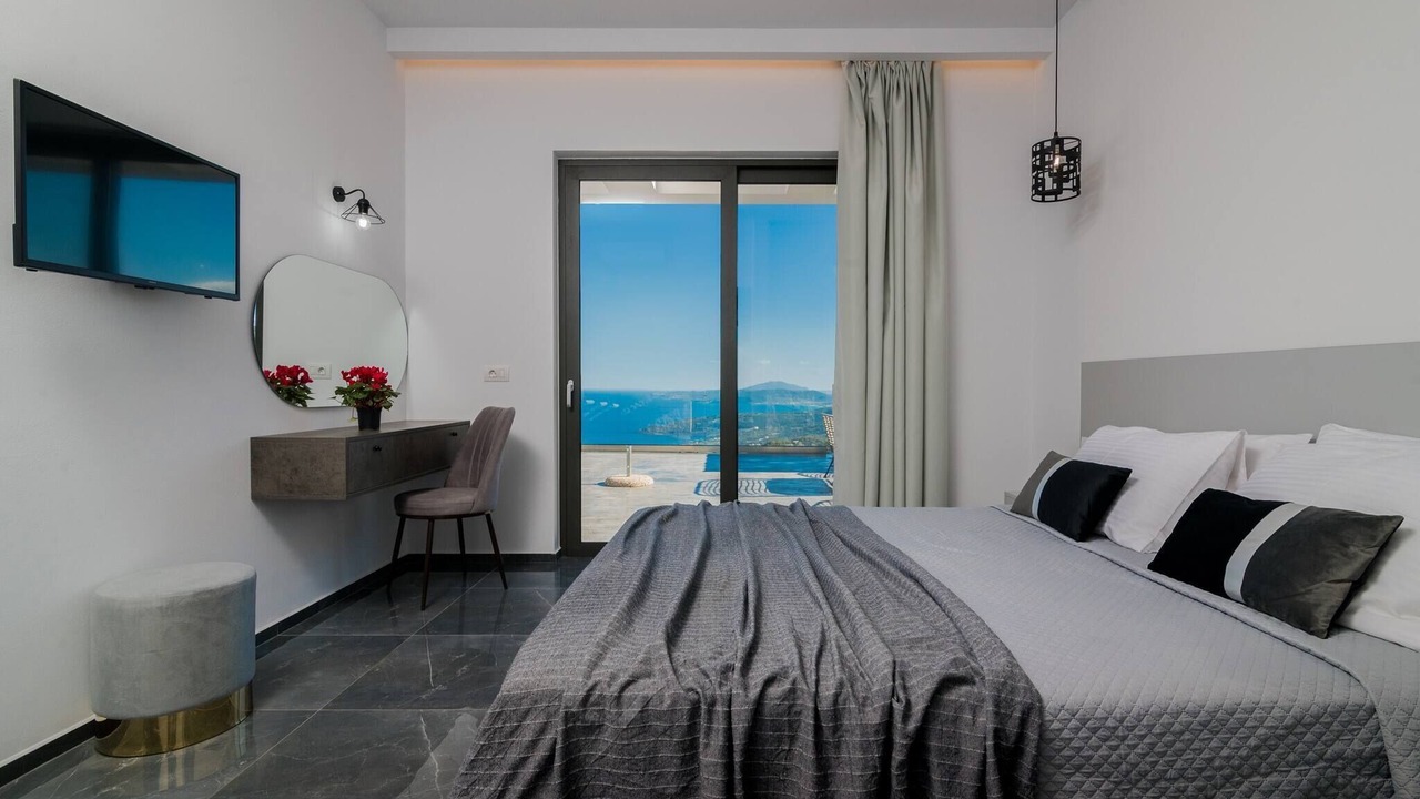 Photo of Bedroom in Elation