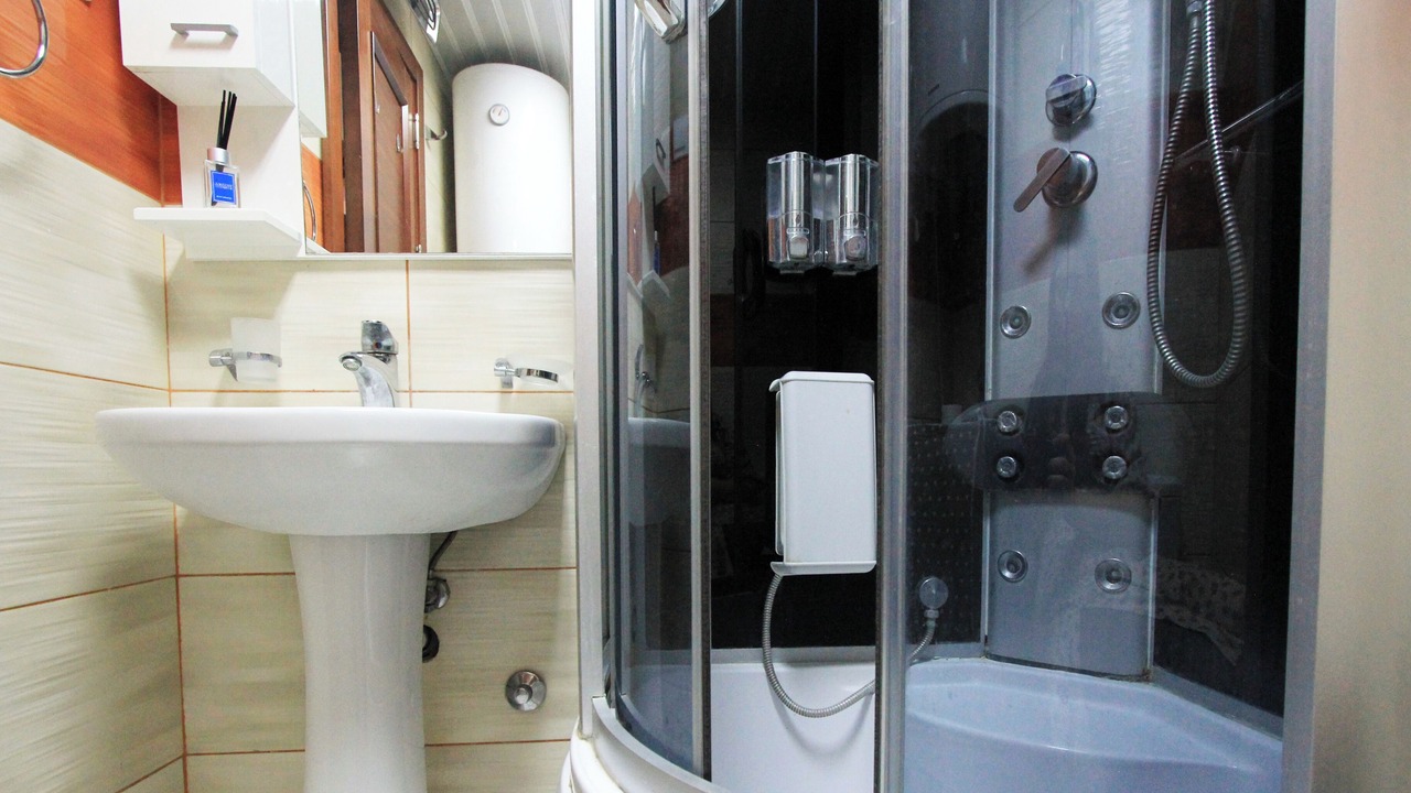 Photo of Bathroom in Lazi