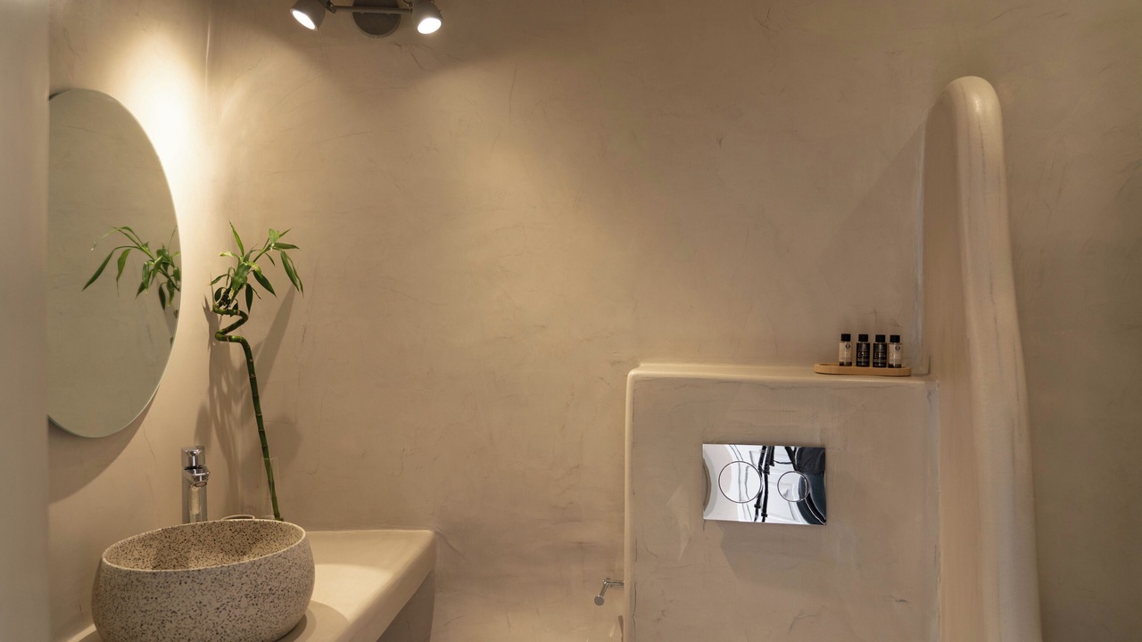 Photo of Bathroom in Fira