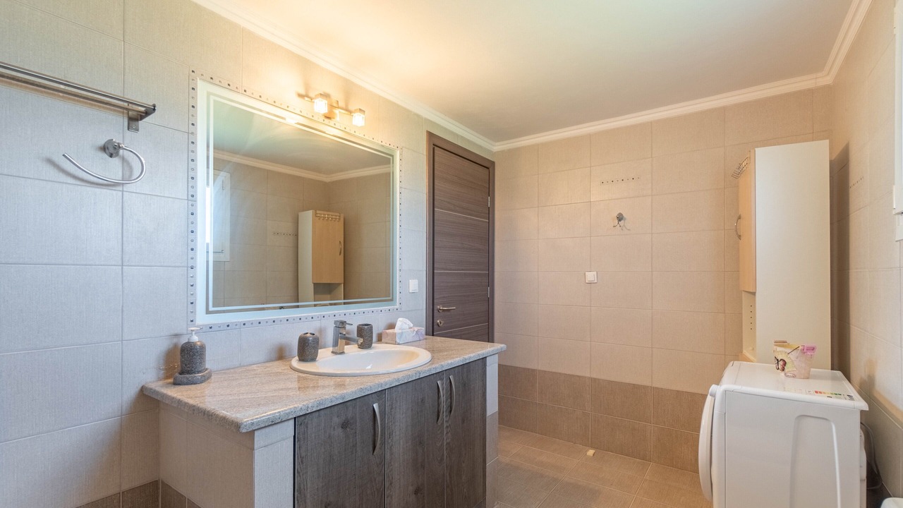 Photo of Bathroom in Kritika