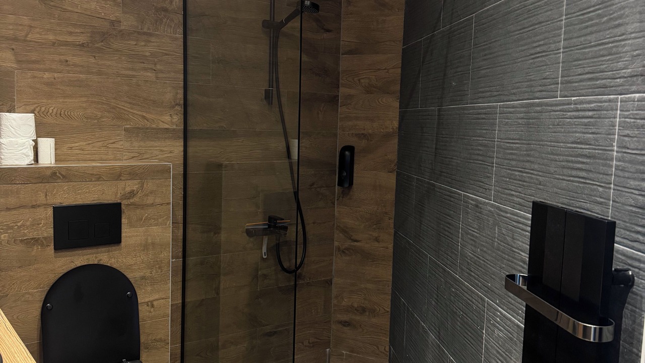Photo of Bathroom in Igalo