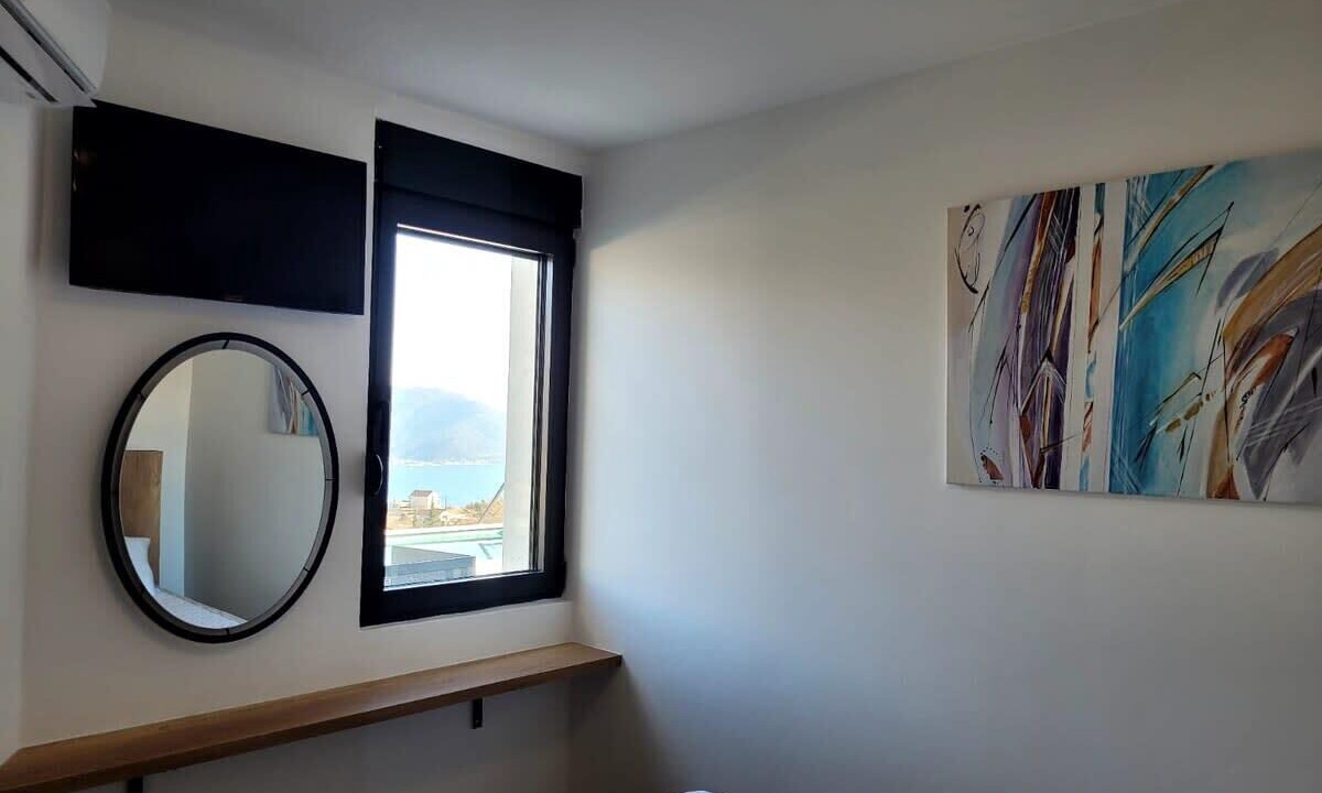 Photo of Bedroom in Igalo