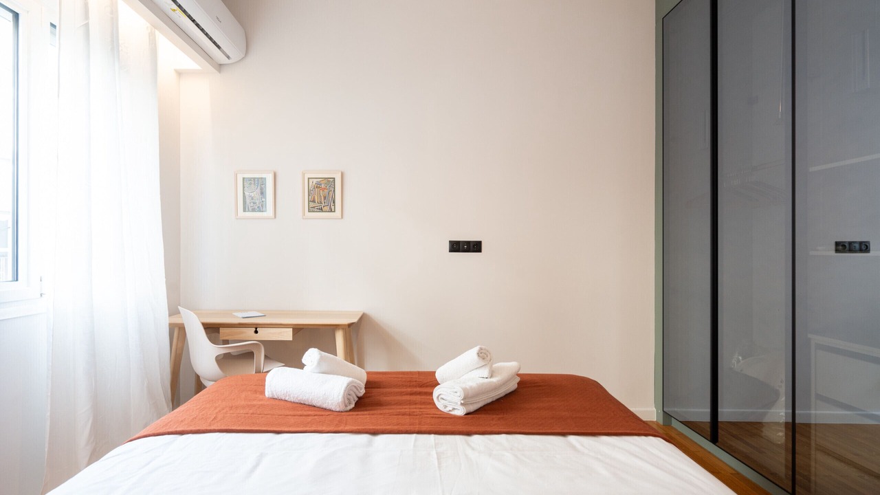 Photo of Bedroom in Exarhia
