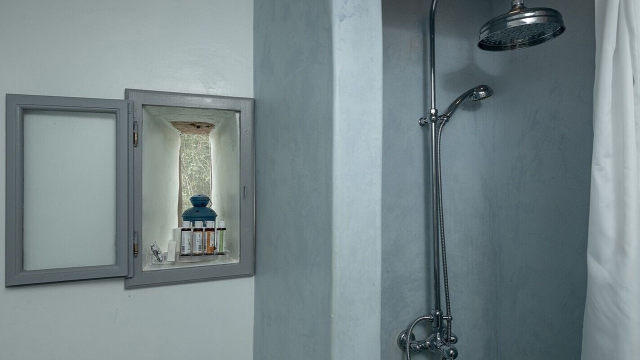 Photo of Bathroom in Hydra