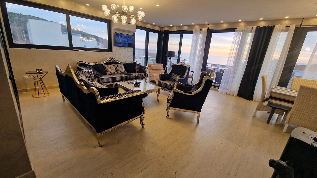 Photo of Livingroom in Bar
