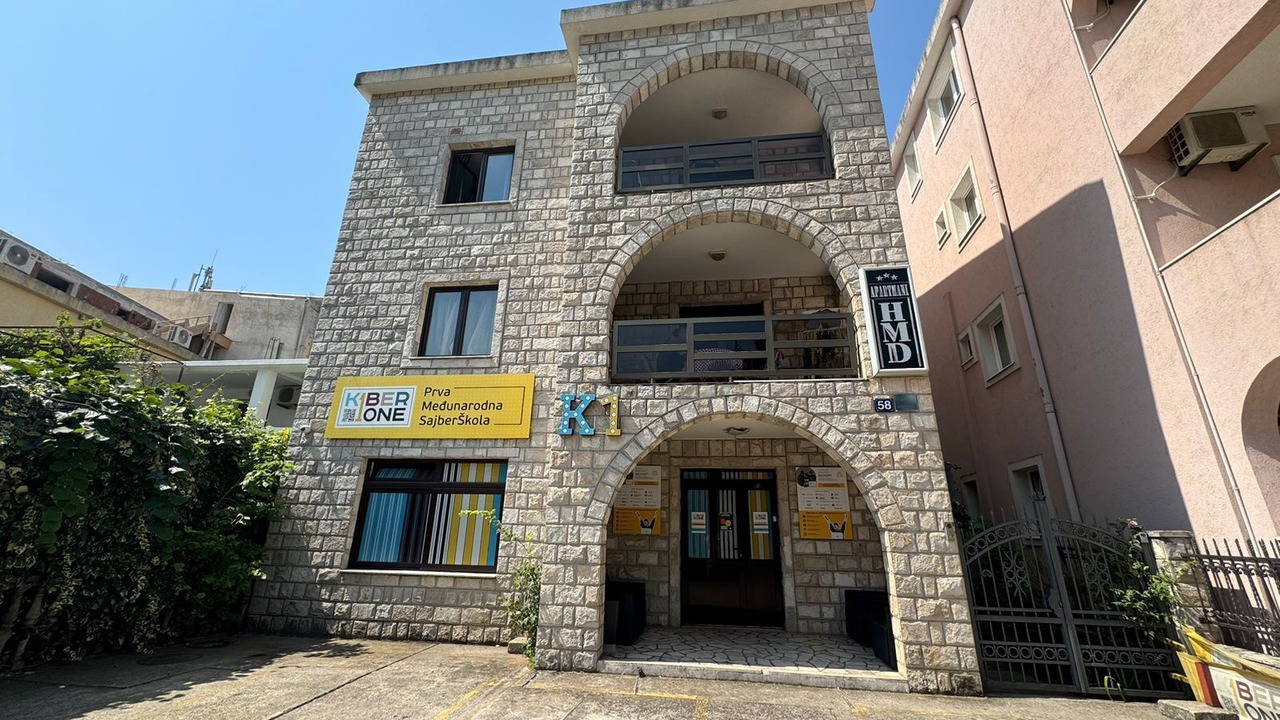 Photo of Outdoor in Babilonija