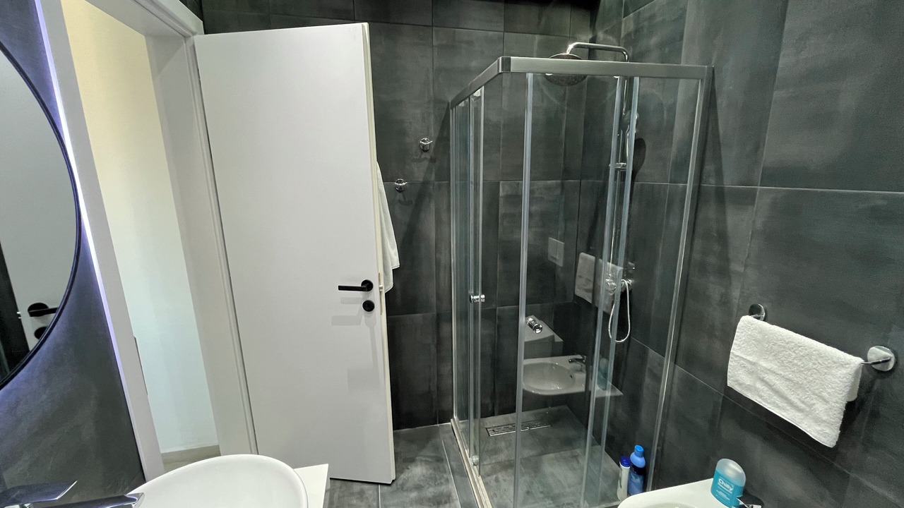 Photo of Bathroom in Golem