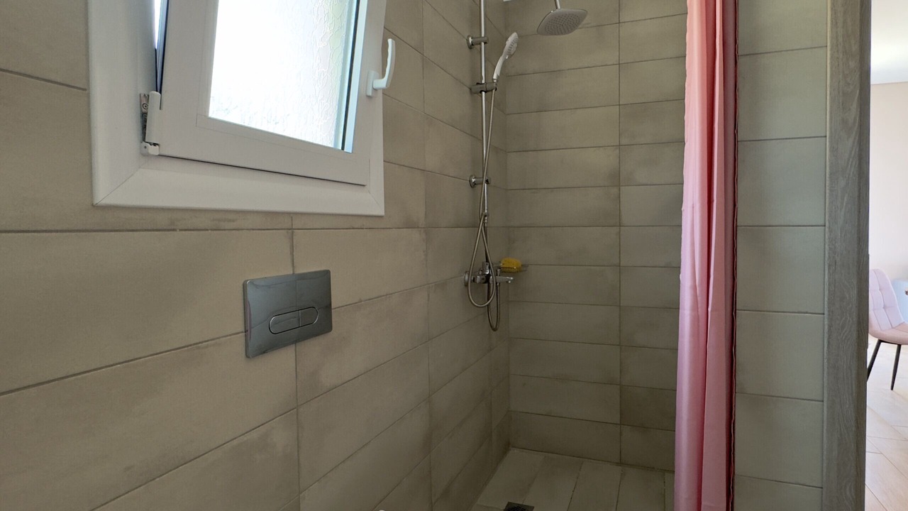 Photo of Bathroom in Skala
