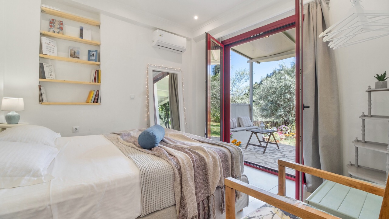 Photo of Bedroom in Katouna