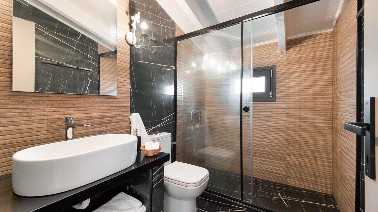 Photo of Bathroom in Spanokhorion